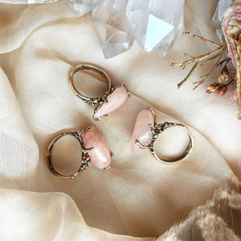 Peach Morganite Ring by Giardinoblu Healing Jewelry