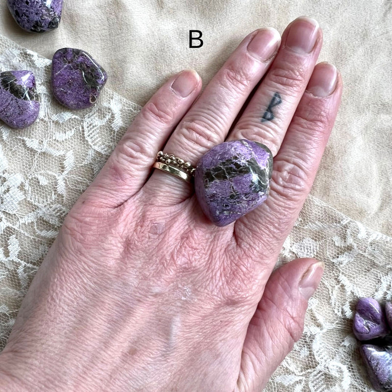 Stichtite Ring - Made to Order