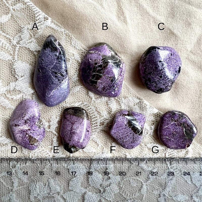 Stichtite Ring - Made to Order